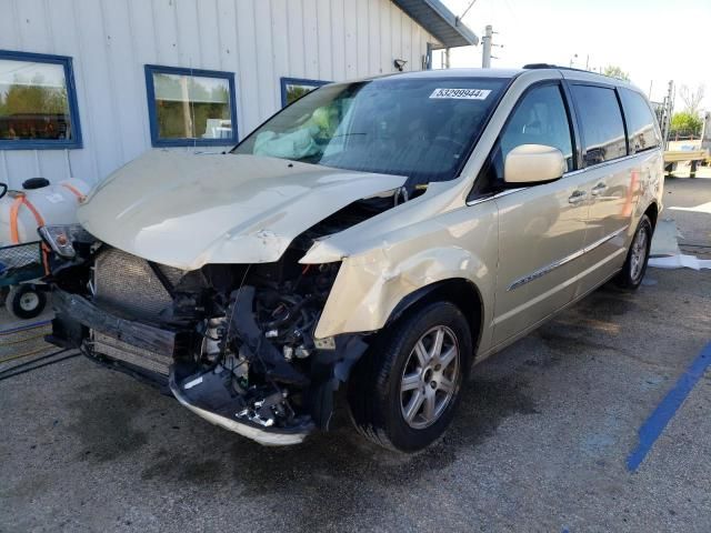 2011 Chrysler Town & Country Touring