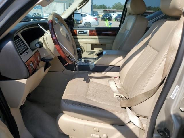 2005 Lincoln Navigator