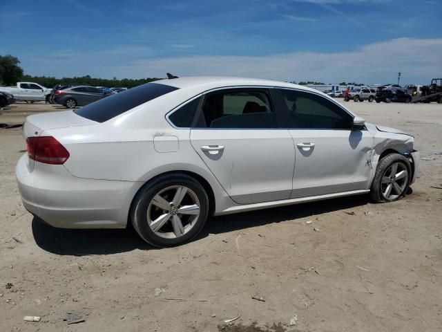 2013 Volkswagen Passat SE