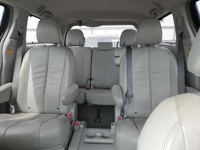 2012 Toyota Sienna XLE