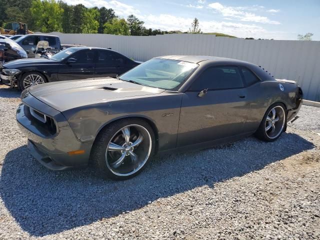 2009 Dodge Challenger SE