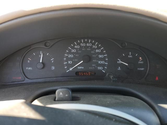 2001 Chevrolet Cavalier Base