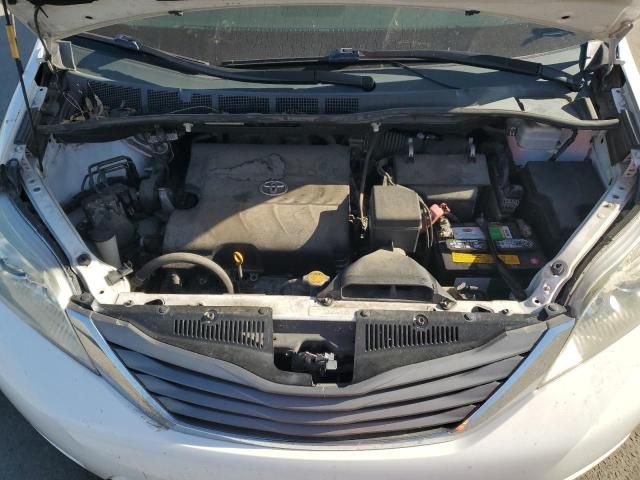 2012 Toyota Sienna XLE