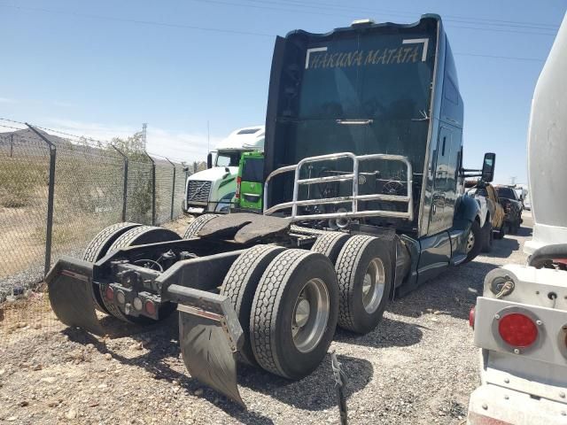 2015 Kenworth Construction T680