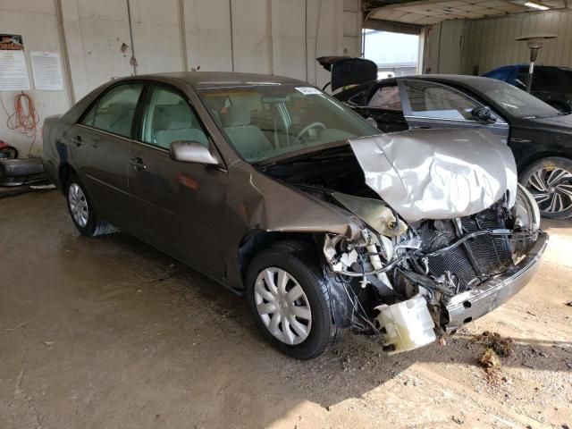 2005 Toyota Camry LE