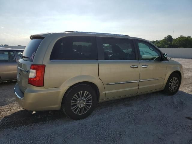 2011 Chrysler Town & Country Limited