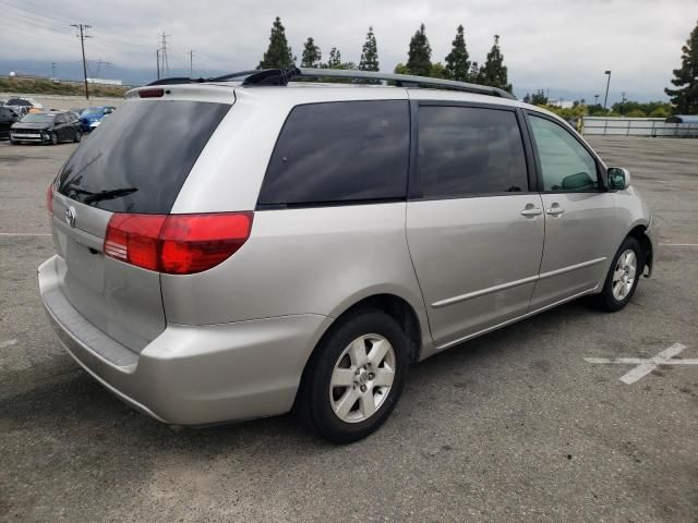 2004 Toyota Sienna XLE