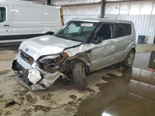 2013 KIA Soul +