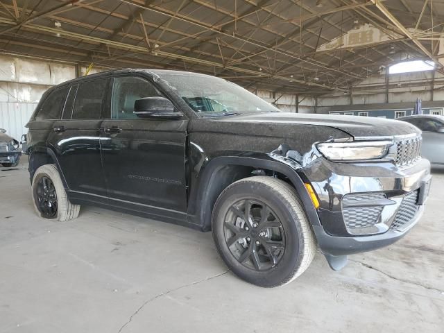 2024 Jeep Grand Cherokee Laredo