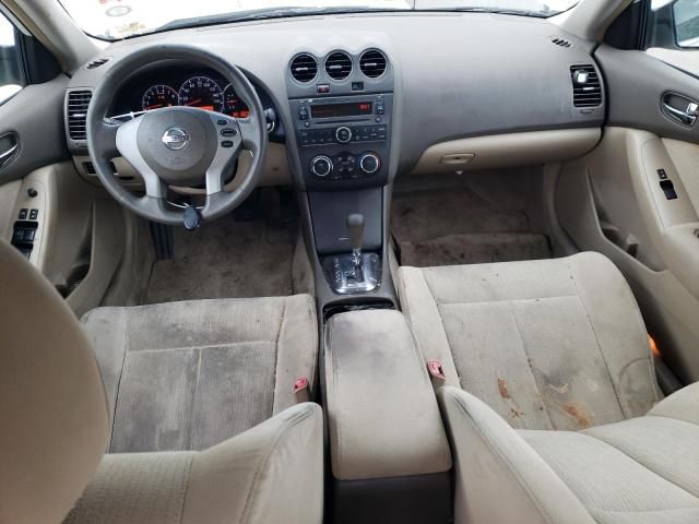 2010 Nissan Altima Base