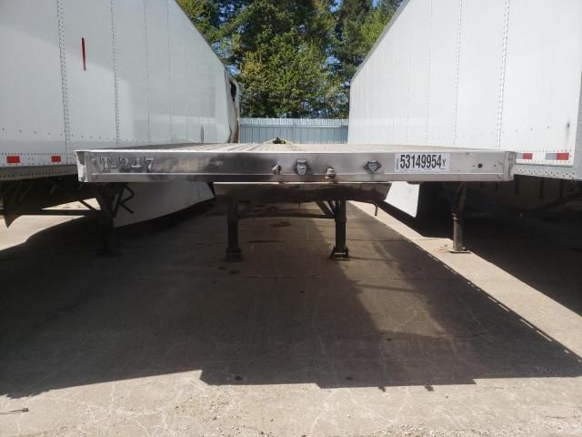 2005 Reitnouer Trailer