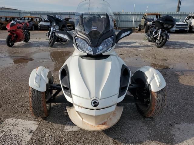 2013 Can-Am Spyder Roadster ST