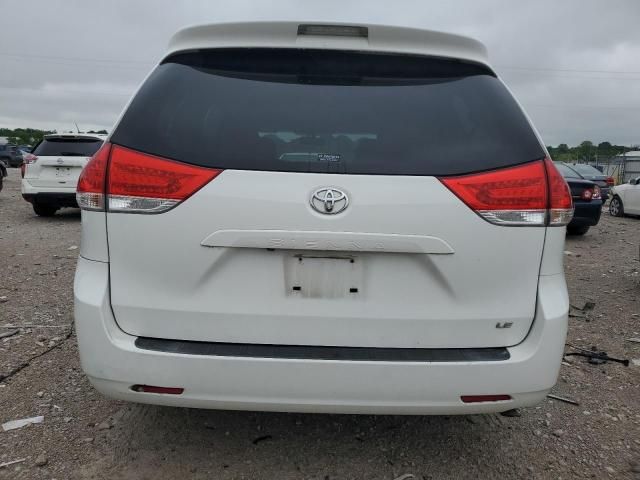 2011 Toyota Sienna LE