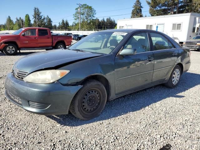 2005 Toyota Camry LE