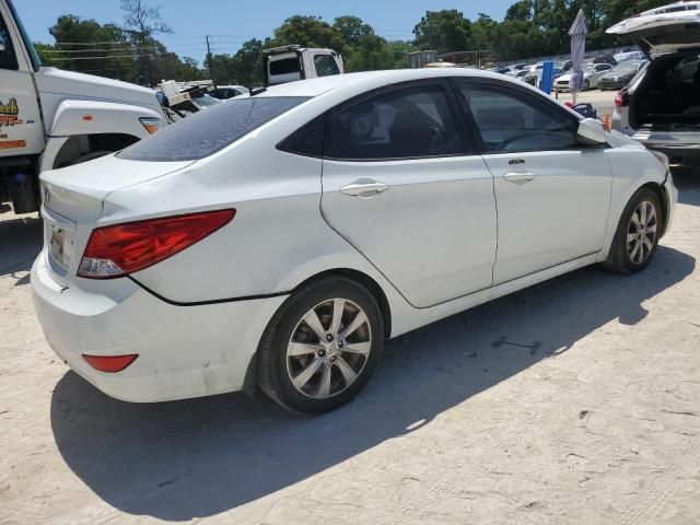 2012 Hyundai Accent GLS