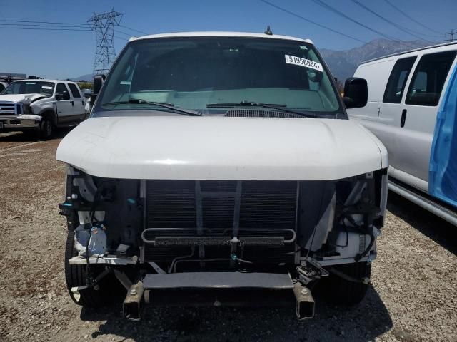 2020 Chevrolet Express G2500