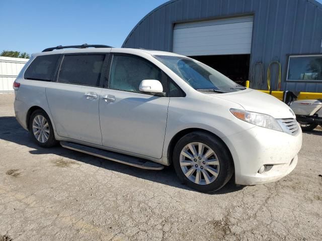 2014 Toyota Sienna XLE