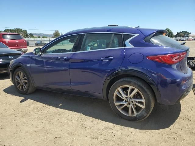 2017 Infiniti QX30 Base