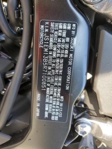 2024 Suzuki GSX800 F
