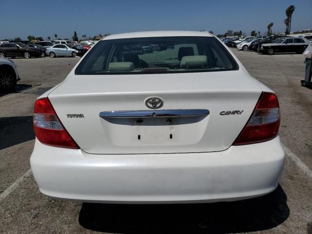 2004 Toyota Camry LE