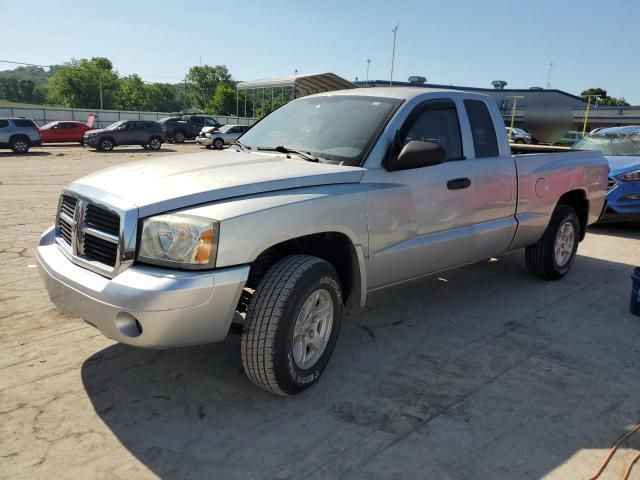 2006 Dodge Dakota SLT