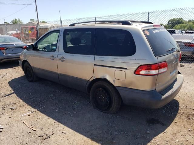 2003 Toyota Sienna CE