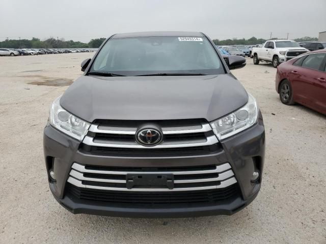 2017 Toyota Highlander LE