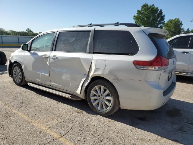 2014 Toyota Sienna XLE