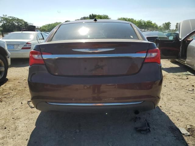 2013 Chrysler 200 Touring