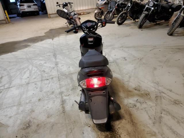 2019 Chic Scooter