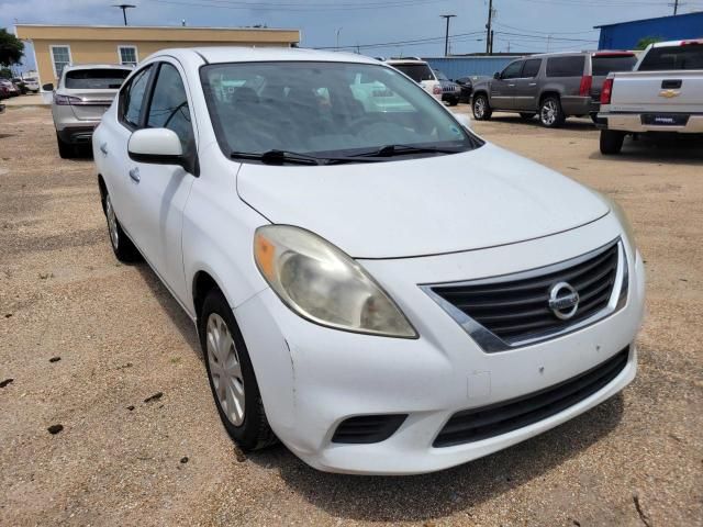 2013 Nissan Versa S