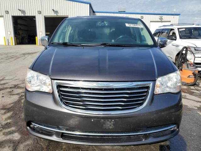 2014 Chrysler Town & Country Touring L