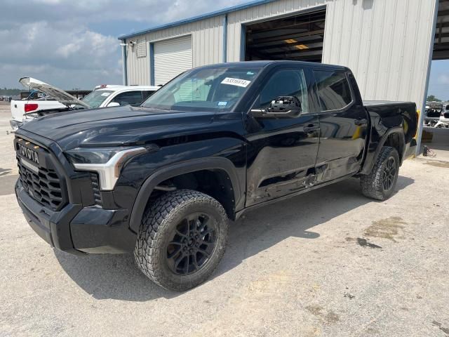 2022 Toyota Tundra Crewmax SR