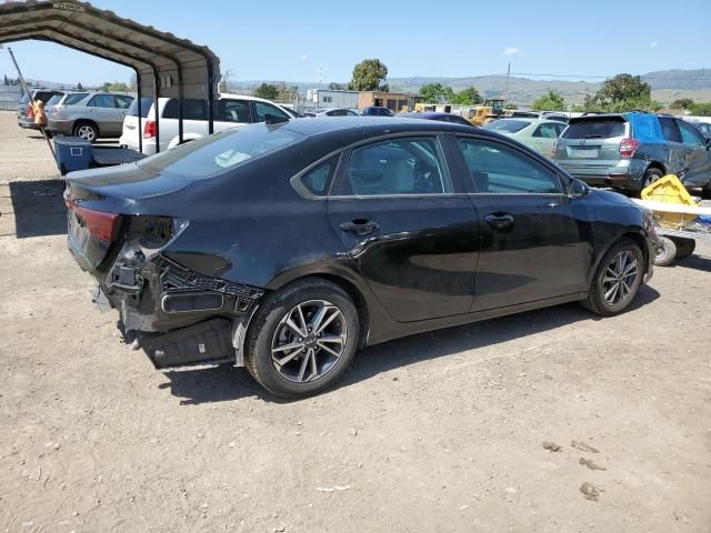 2023 KIA Forte LX