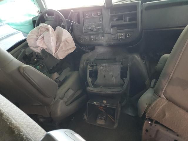 2018 Chevrolet Express G3500 LT