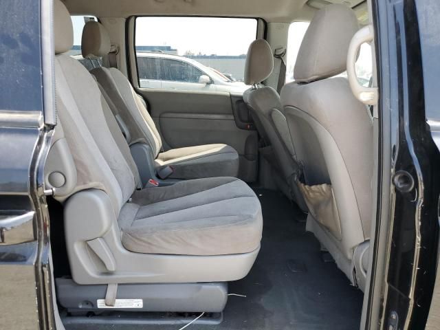 2011 KIA Sedona LX