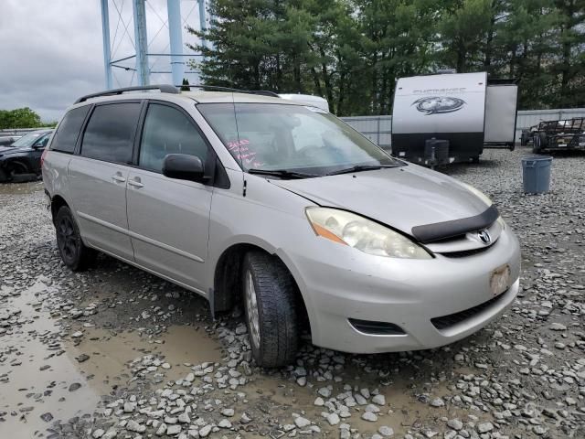 2006 Toyota Sienna LE