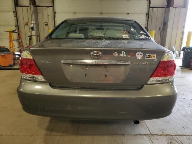 2005 Toyota Camry LE