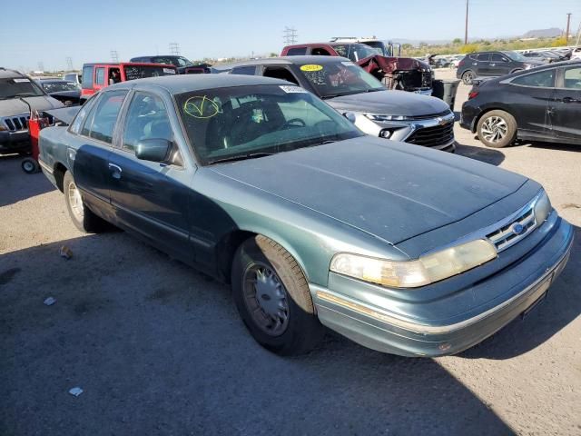 1995 Ford Crown Victoria LX