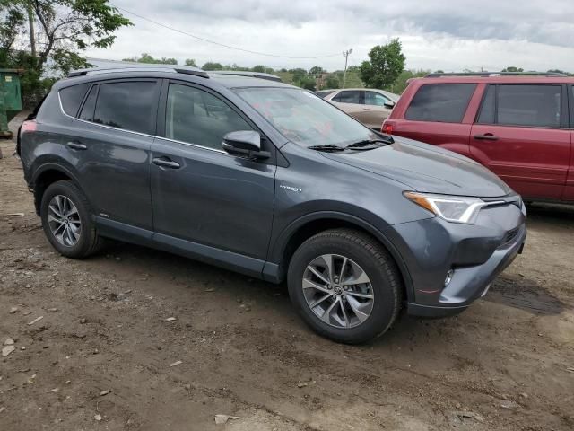 2017 Toyota Rav4 HV LE