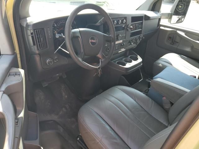 2013 GMC Savana Cutaway G4500