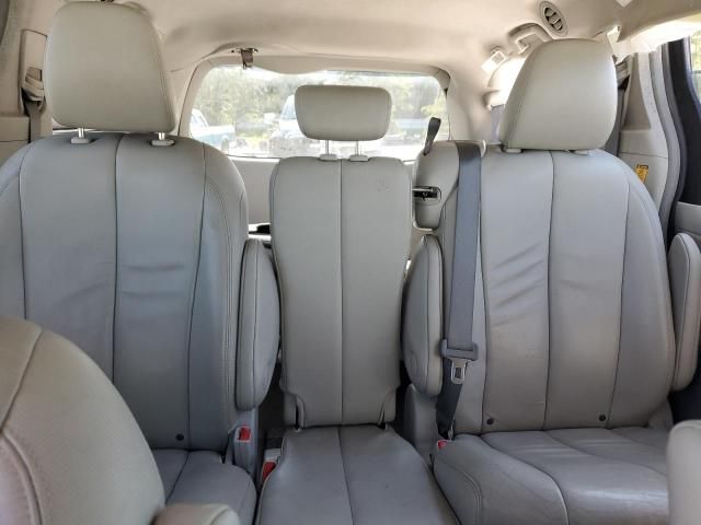 2012 Toyota Sienna XLE