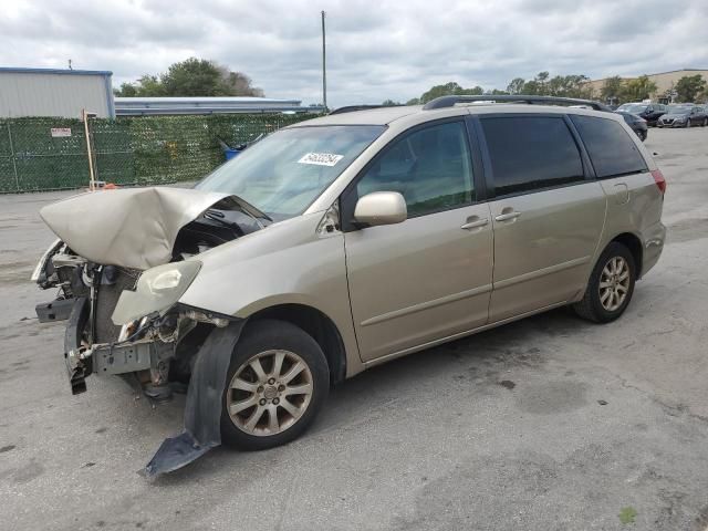 2006 Toyota Sienna XLE