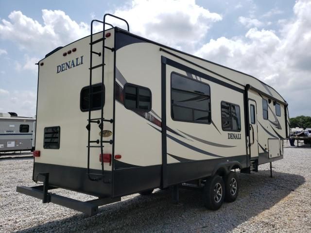 2017 Deni 5th Wheel