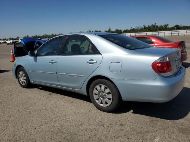 2005 Toyota Camry LE