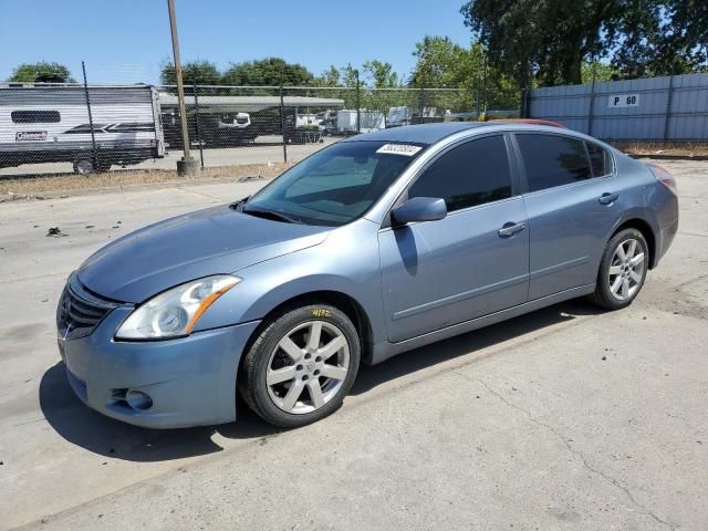 2011 Nissan Altima Base