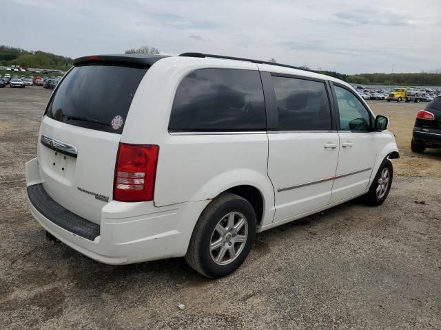 2010 Chrysler Town & Country Touring