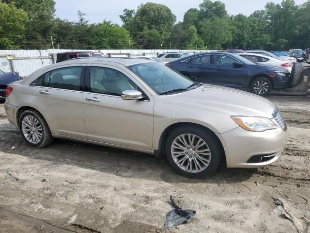 2013 Chrysler 200 Limited