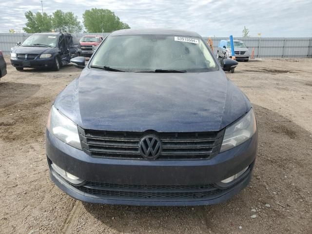 2012 Volkswagen Passat SE