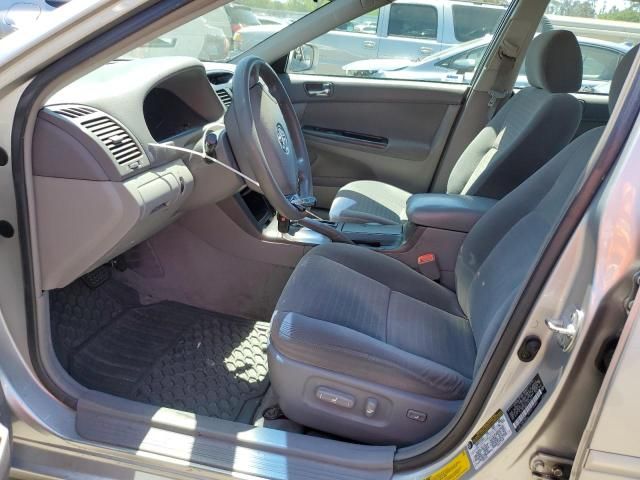 2005 Toyota Camry LE